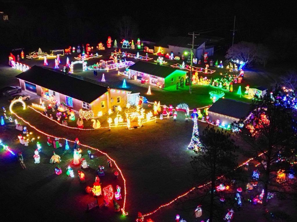 Kesecker Wonderland, Christmas lights in Hedgesville, WV (photo 4)