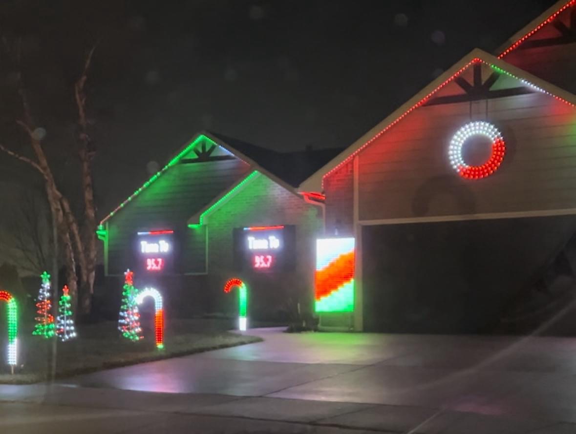 Lights On Rogers Lane, Christmas lights in Wichita, KS (photo 1)