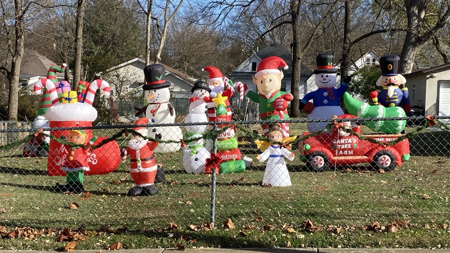 Milam Manor, Christmas lights in Springfield, MO (photo 2)
