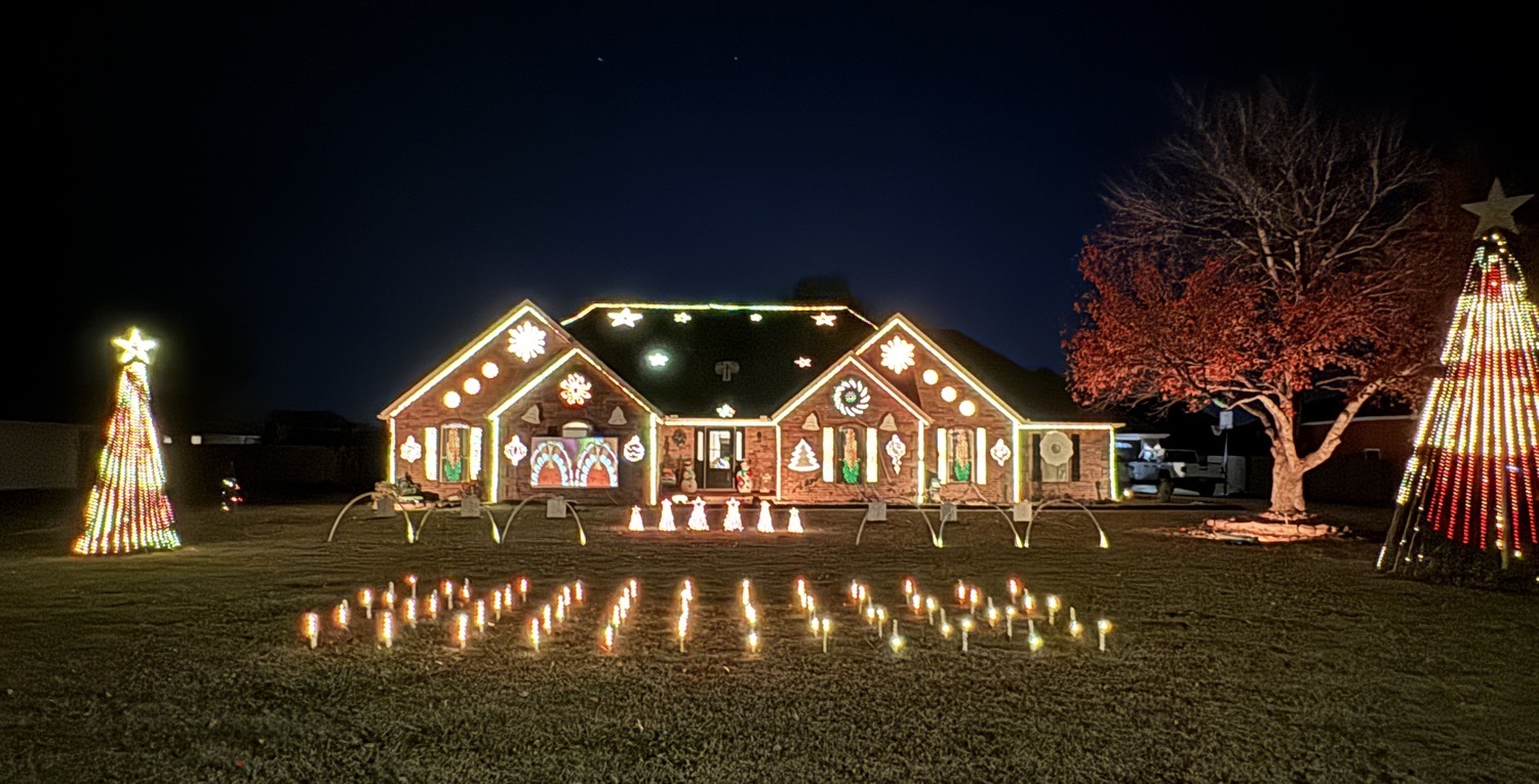 Lights On Laurel, Christmas lights in Rogers, AR (photo 2)