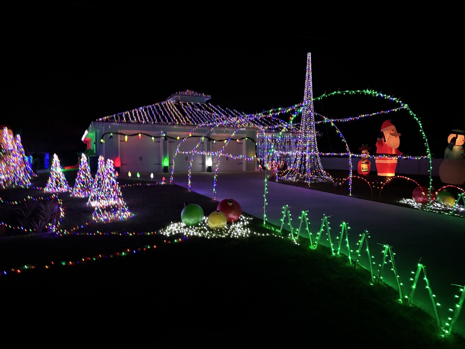 2025 Christmas Display, Christmas lights in Punta Gorda, FL (photo 4)