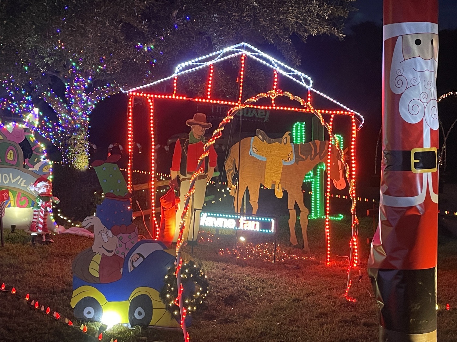 Turners Christmas 2024, Christmas lights in Combine, TX (photo 3)