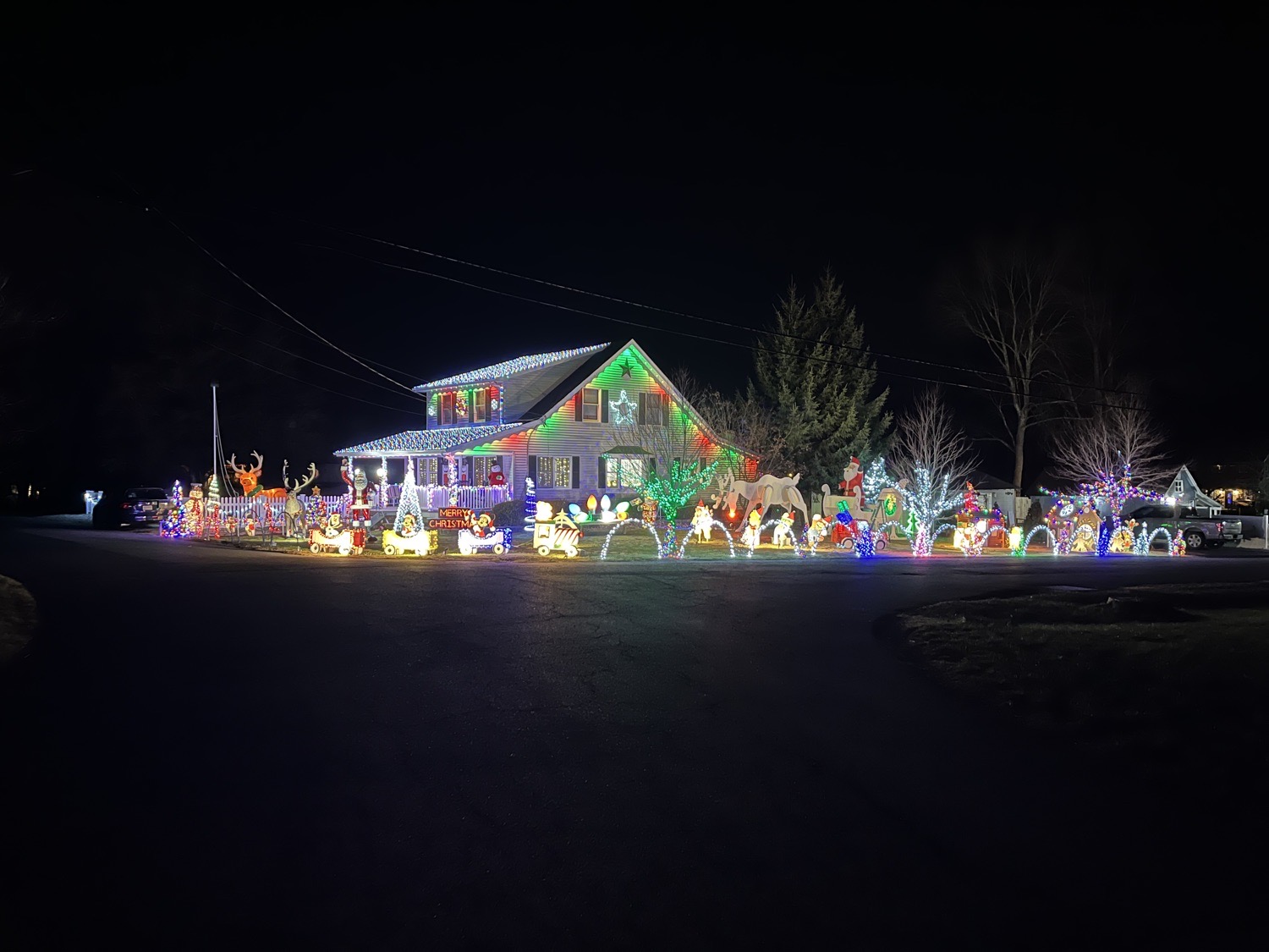 Lights On Sophie, Christmas lights in West Milford, NJ (photo 1)