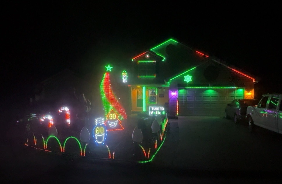 Valli Of Lights, Christmas lights in Troy, MO (photo 1)