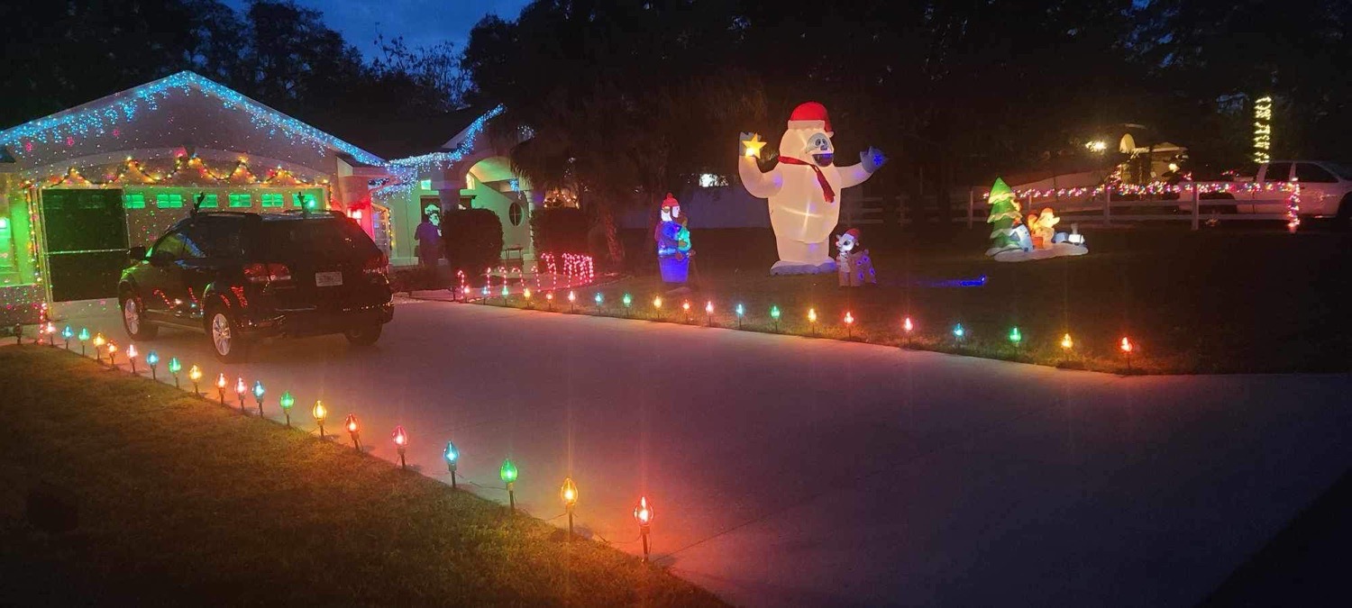 A Classic Christmas!, Christmas lights in Spring Hill, FL (photo 1)