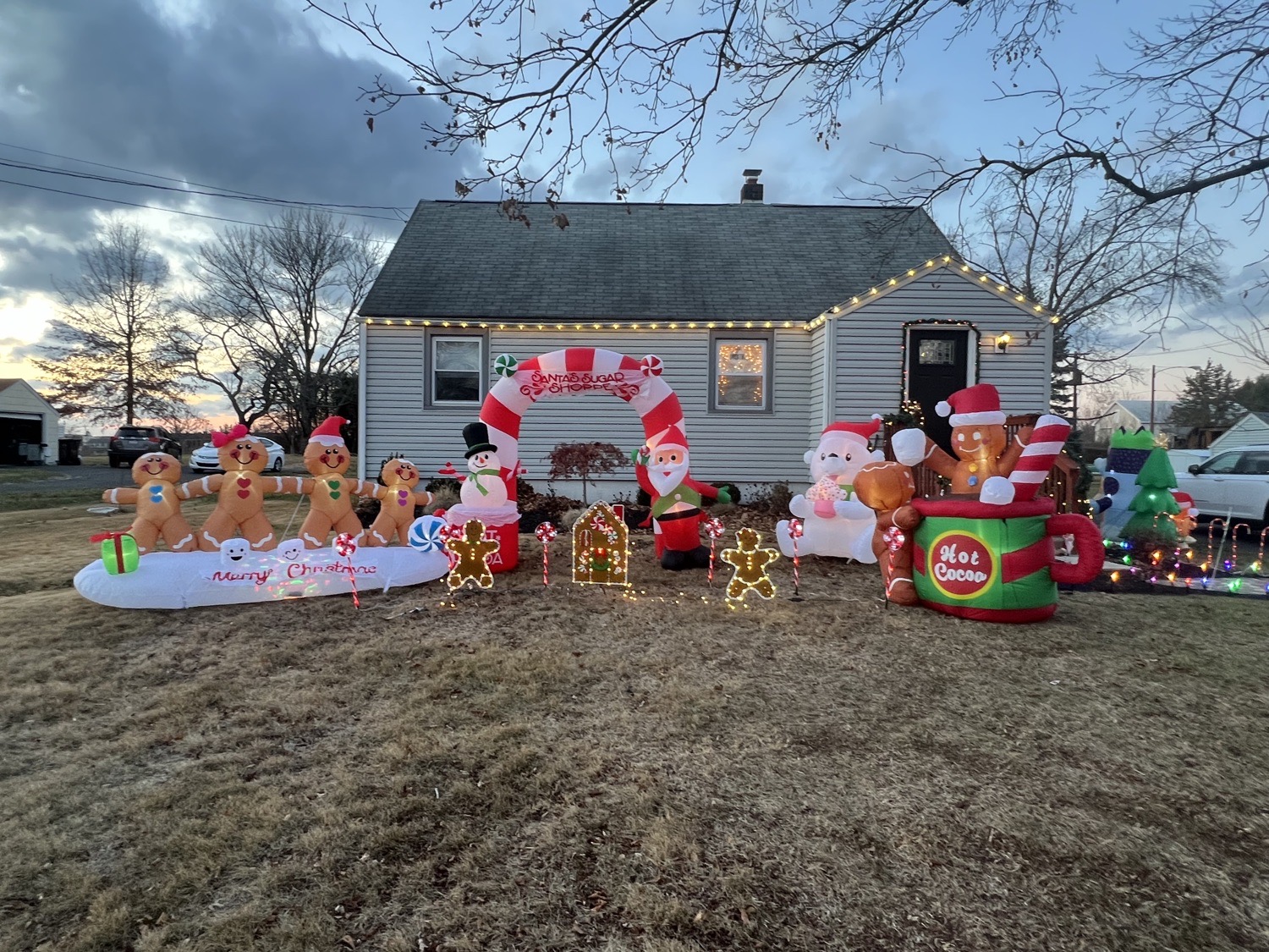 gingerbreads!, Christmas lights in Lansdale, PA (photo 1)