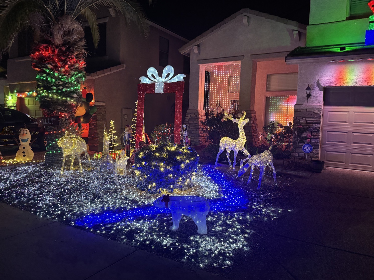 Santa Clause Lane, Christmas lights in Phoenix, AZ (photo 4)
