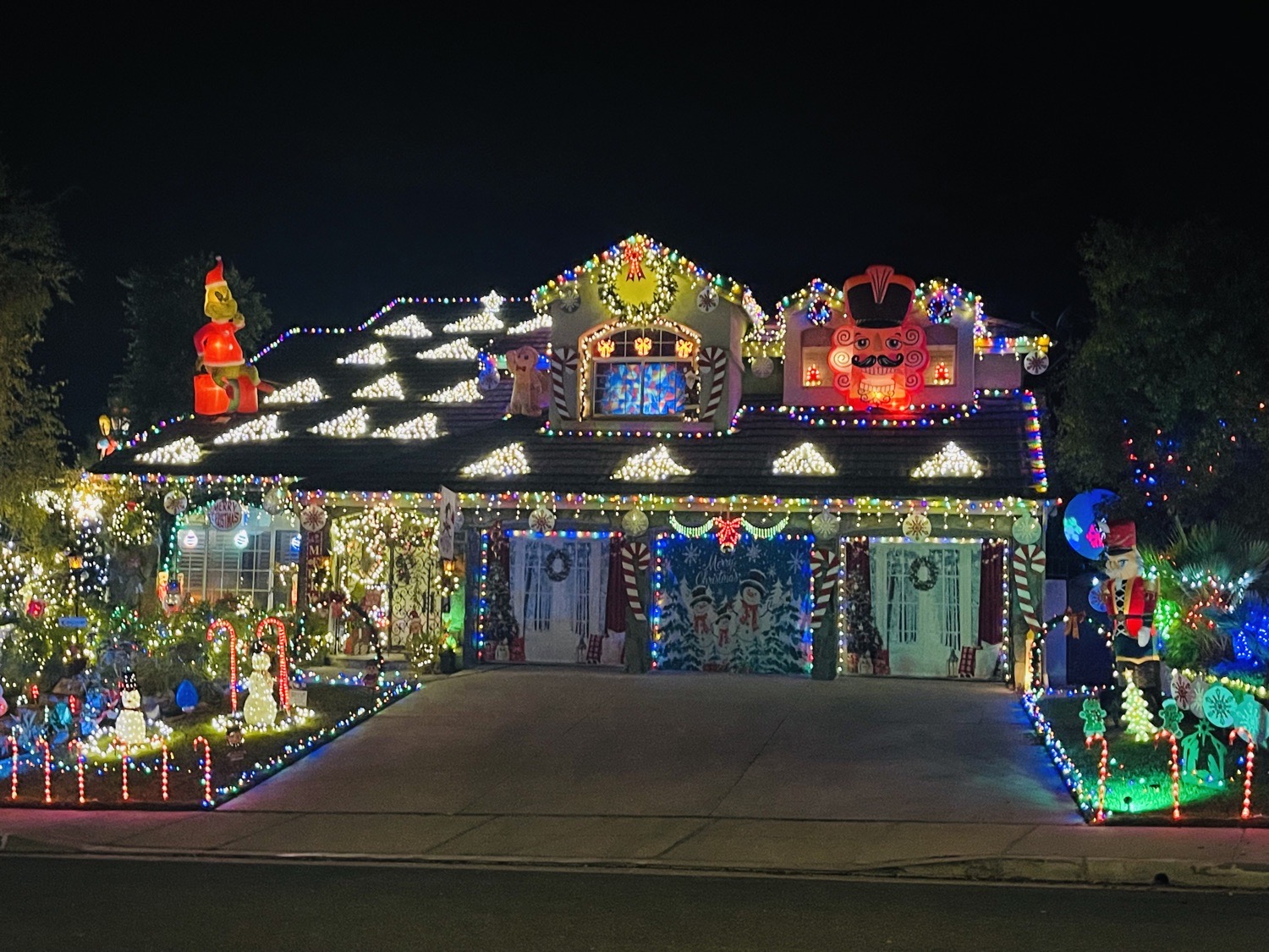 #Cuestportchristmas, Christmas lights in Santa Clarita, CA (photo 5)