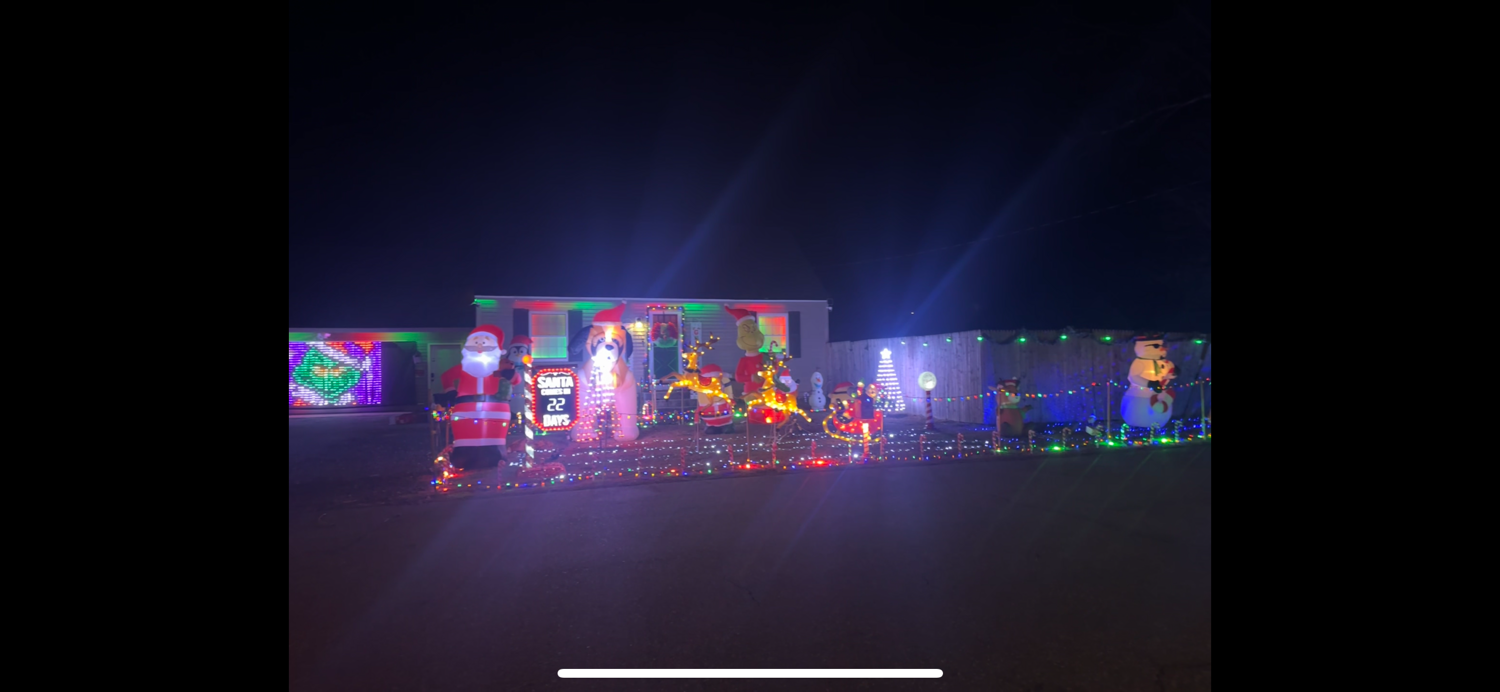 Christmas On Greenlay St, Christmas lights in Nashua, NH (photo 1)