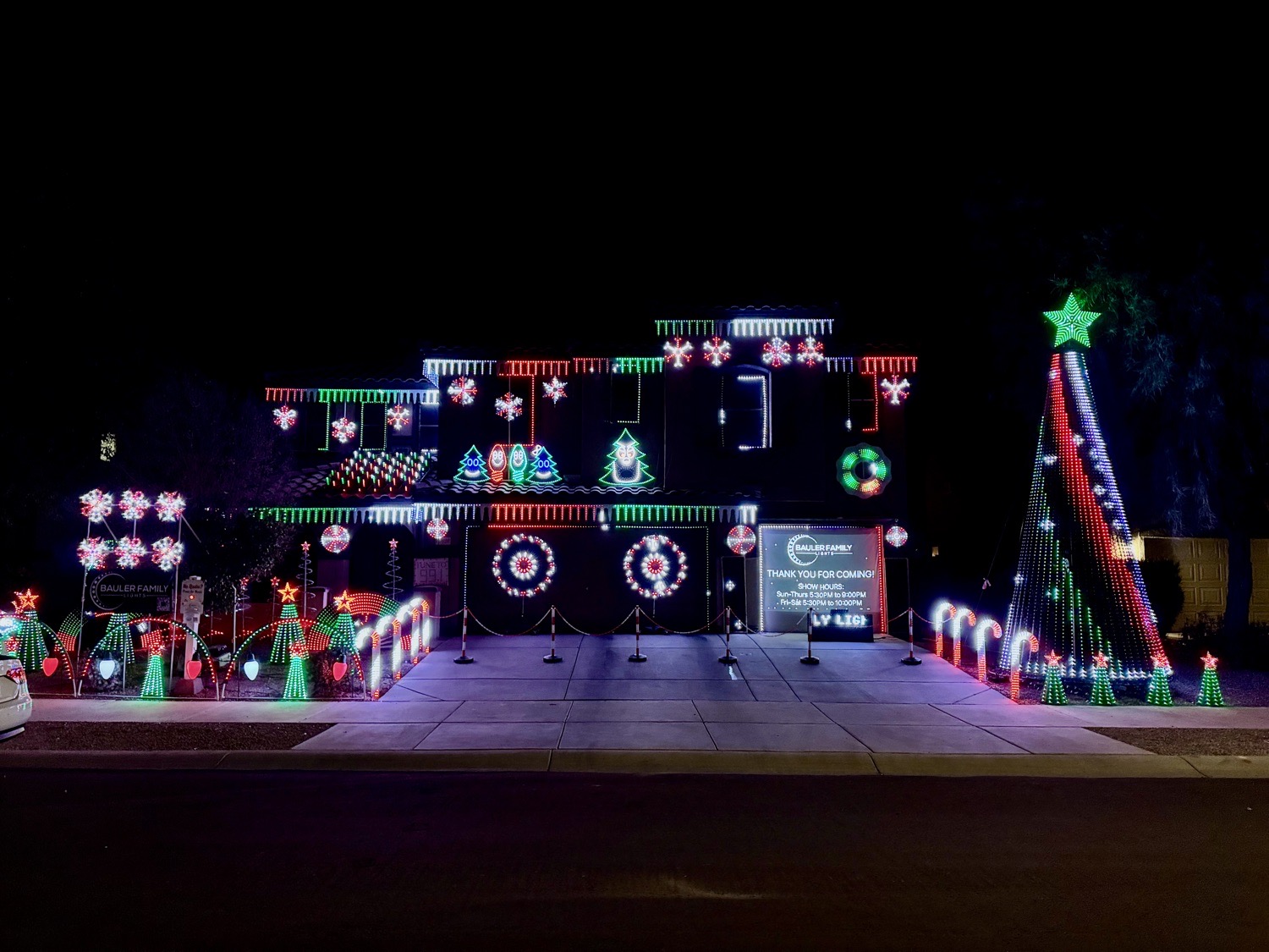 Bauler Family Lights, Christmas lights in Surprise, AZ (photo 3)