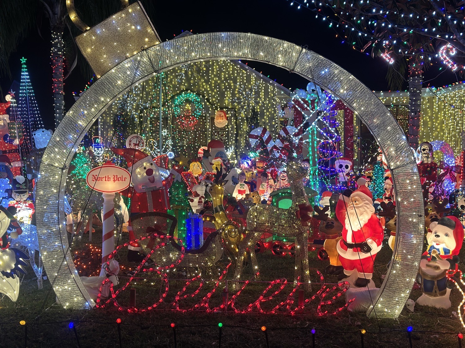 A Whisper Lakes Wonderland, Christmas lights in Orlando, FL (photo 1)