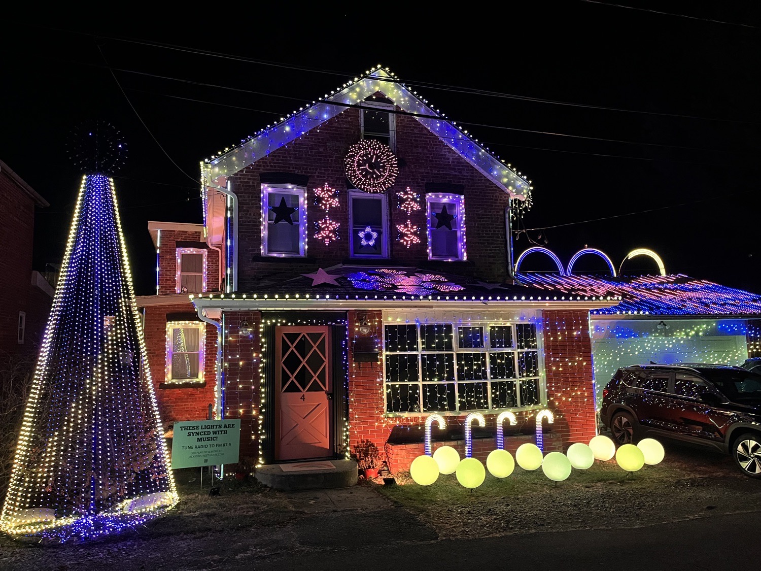 Jackson Lights in Beacon, Christmas lights in Beacon, NY (photo 1)