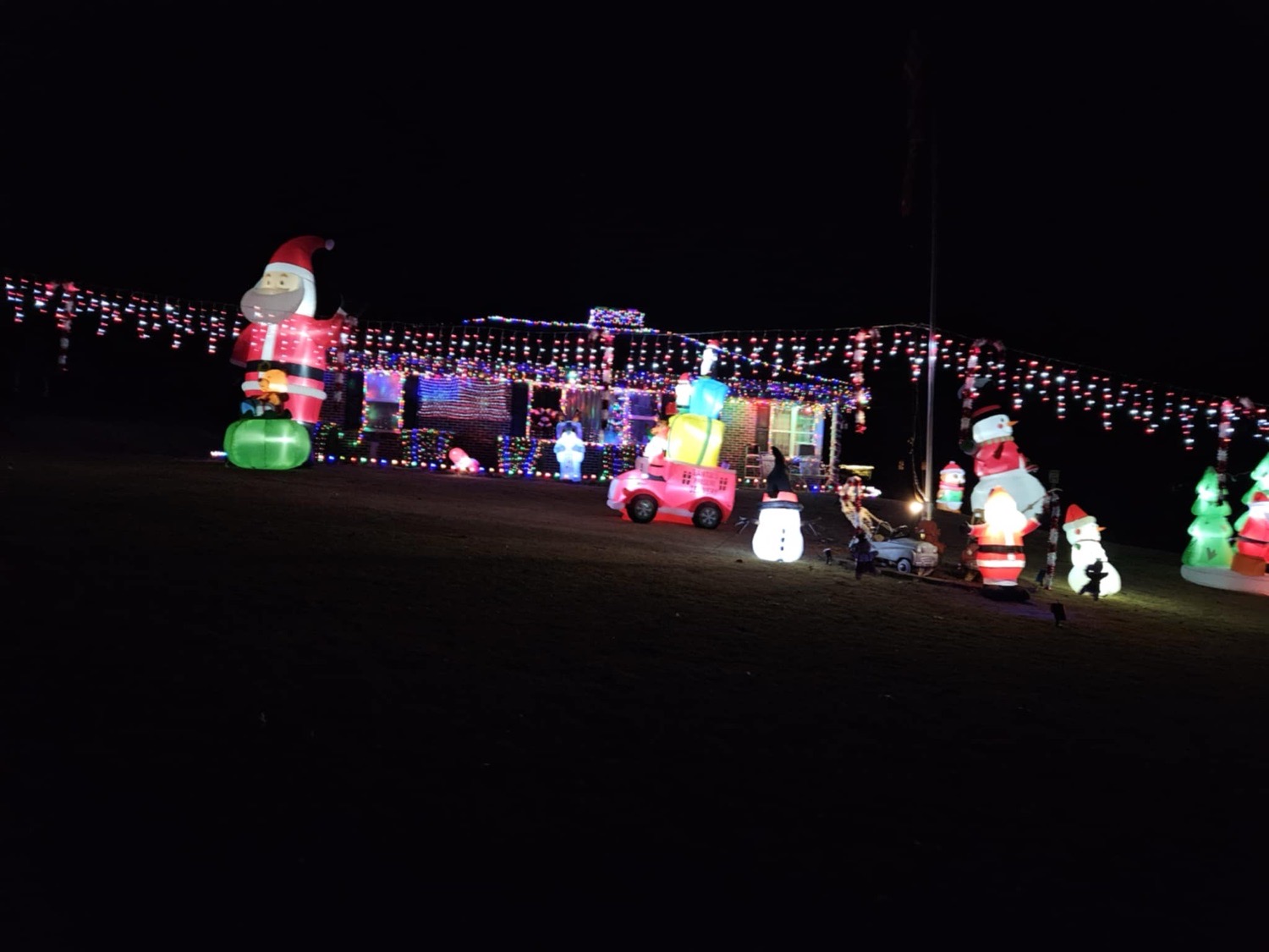 Queen Of Candy Cane Lane, Christmas lights in Dallastown, PA (photo 1)