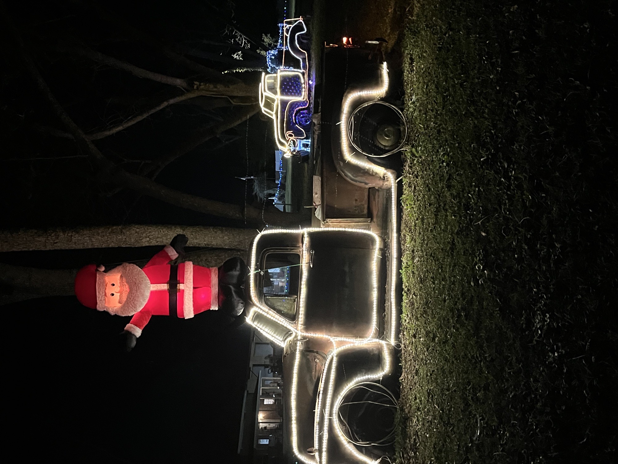 Christmas Trucks, Christmas lights in Warner Robins, GA (photo 1)