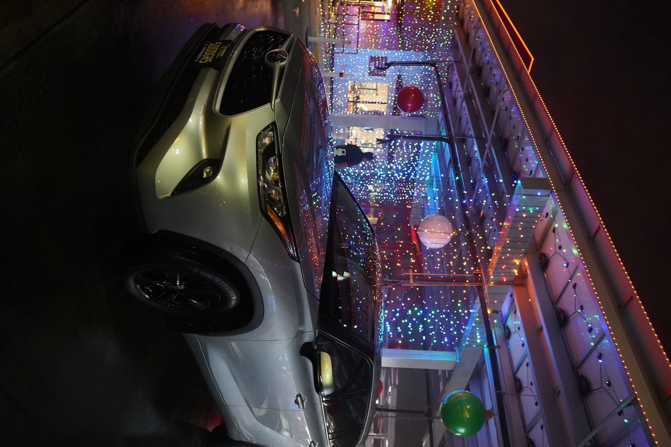 Christmas Car Wash, Christmas lights in Lakewood, CA (photo 2)