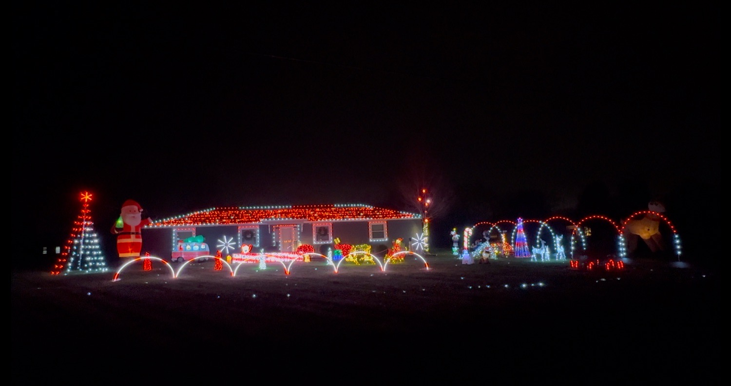Christmas Lights, Christmas lights in Shepherdsville, KY (photo 1)