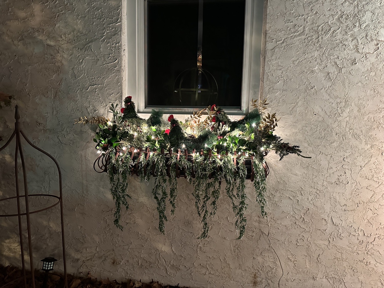 12 Days Of Christmas-3 French Hens, Christmas lights in Bristol, PA (photo 2)