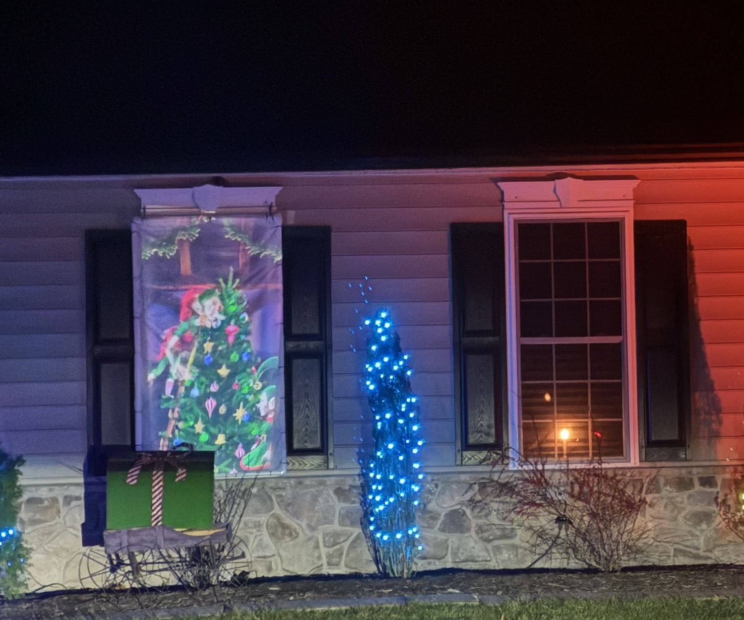 The Russell’s Spectactular Christmas Show, Christmas lights in Quakertown, PA (photo 2)