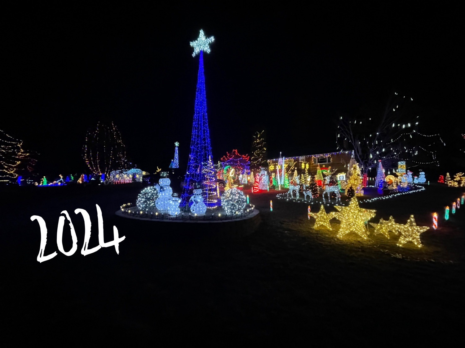 Hillside lights, Christmas lights in Stevensville, MT (photo 1)