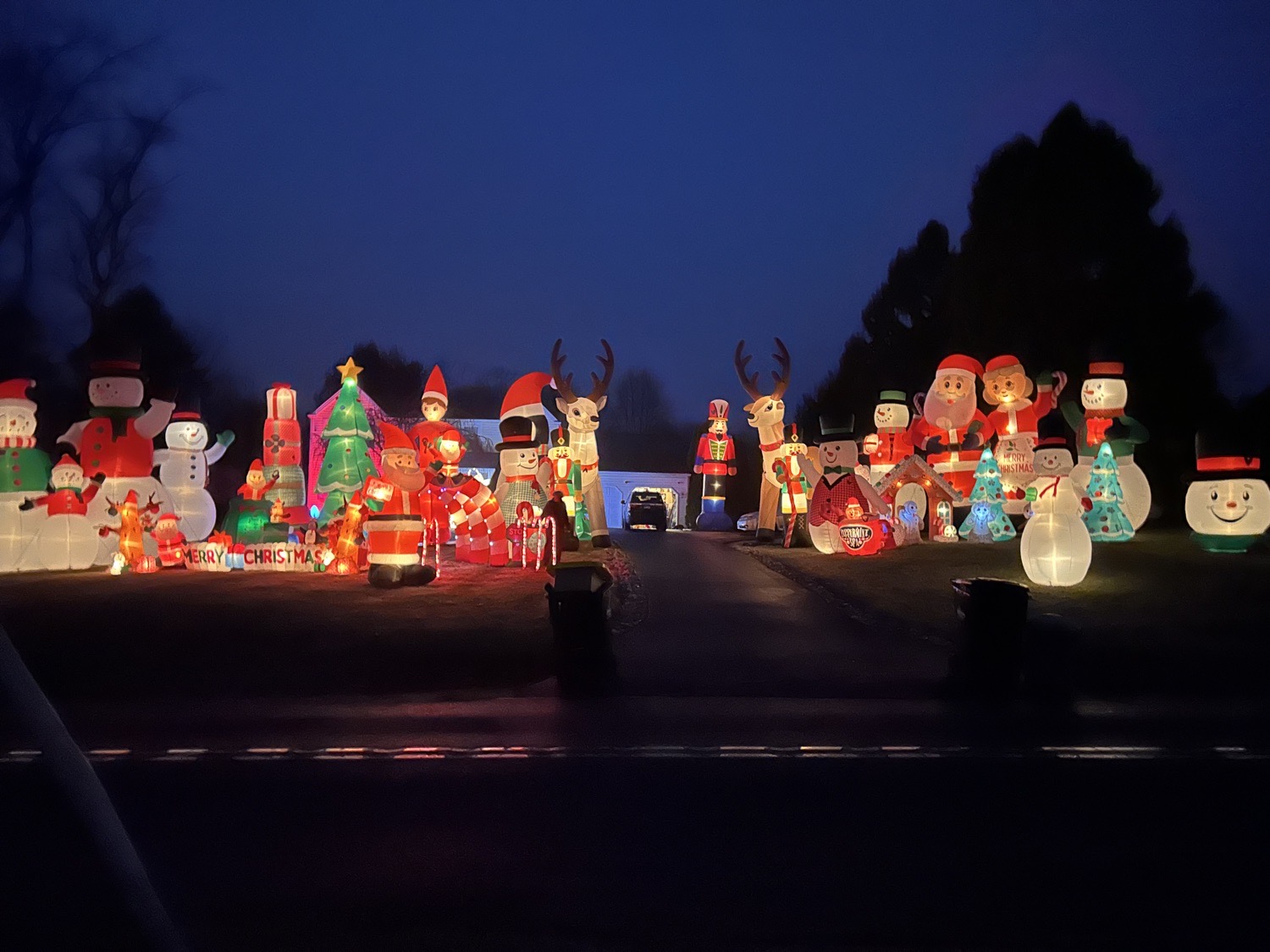 over the top Christmas, Christmas lights in Warringtont, PA (photo 1)