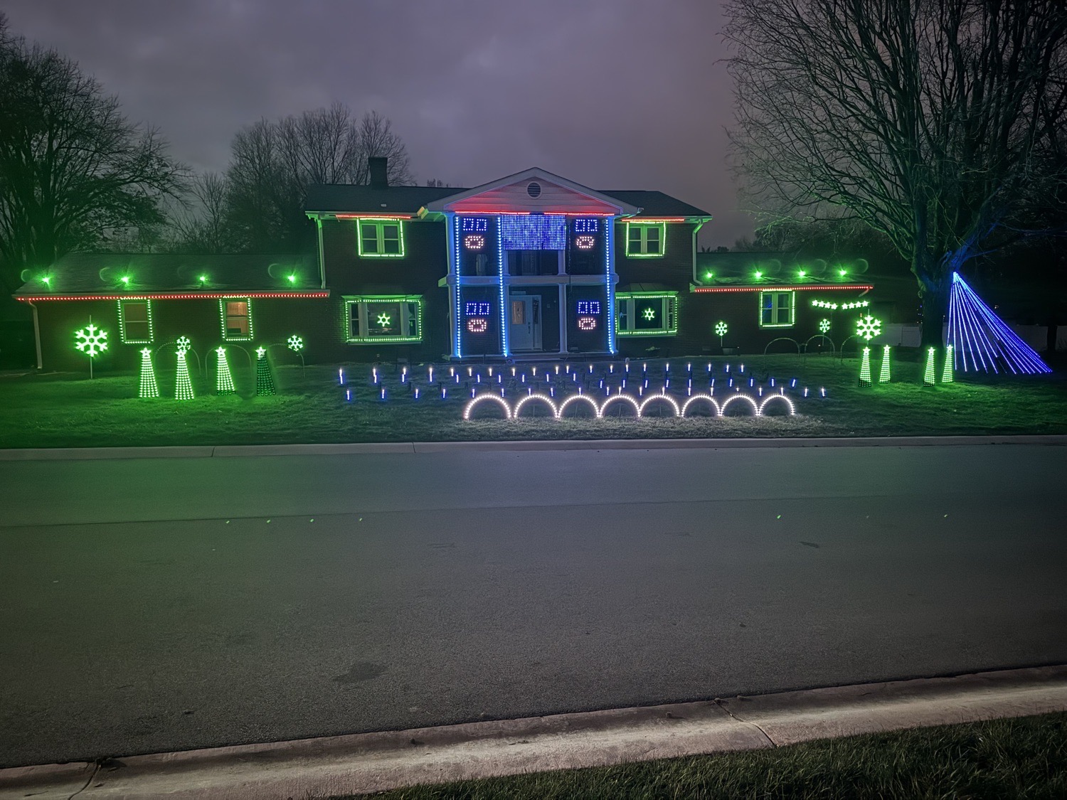 Nunn Holiday Lights, Christmas lights in Greenwood, IN (photo 1)