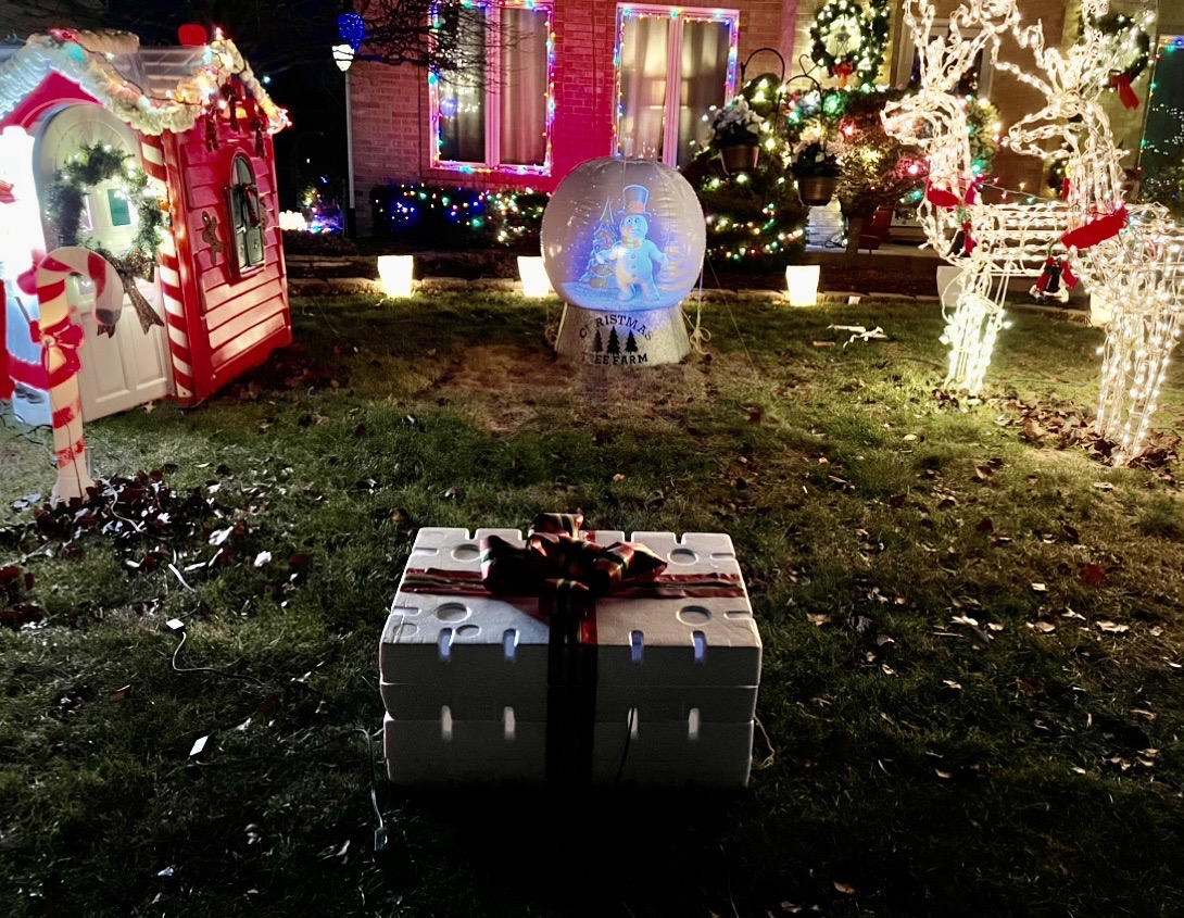Maher’s Magical Christmas House, Christmas lights in Orland Park, IL (photo 5)