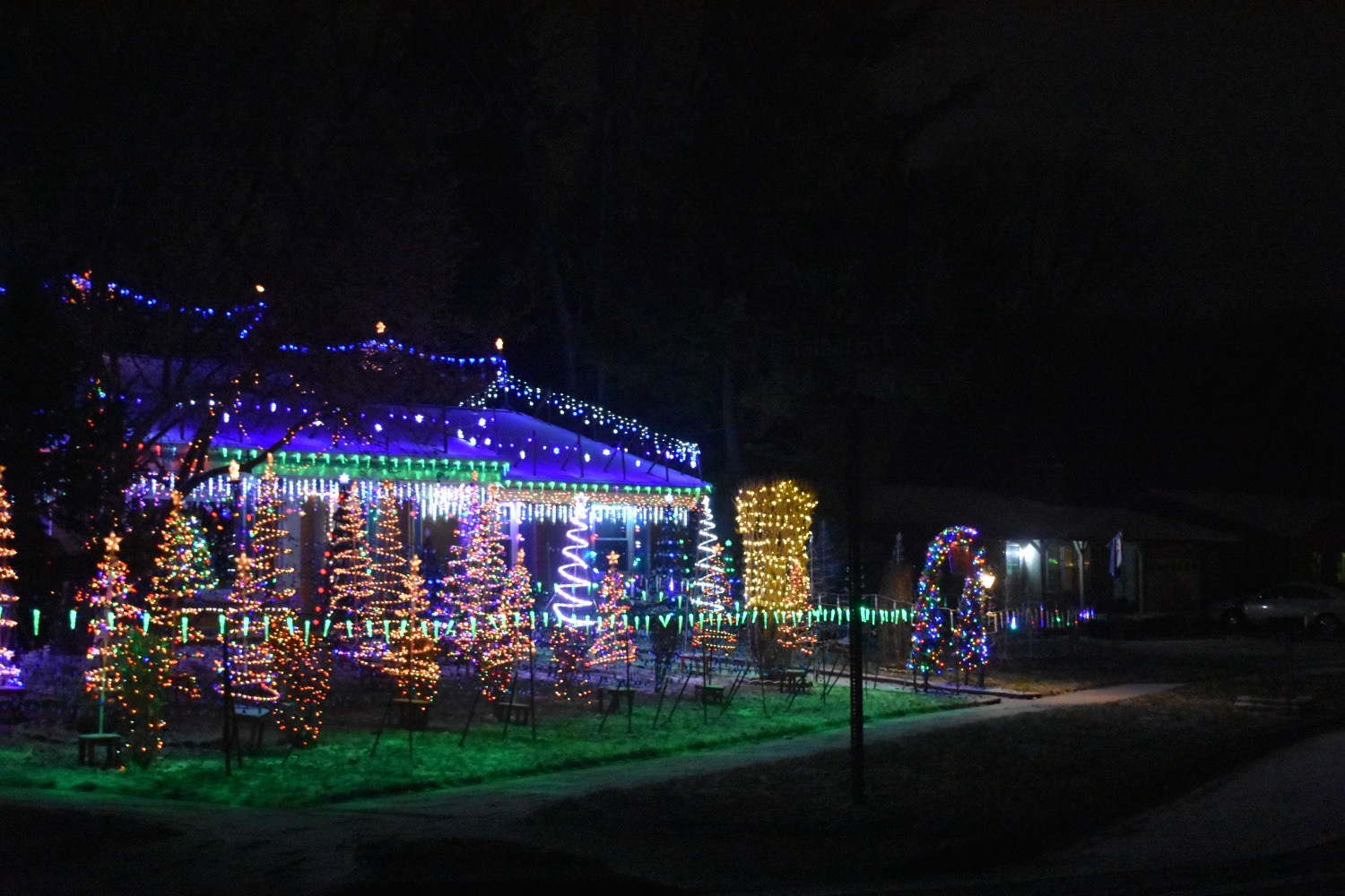 Christmas House, Christmas lights in Okemos, MI (photo 3)