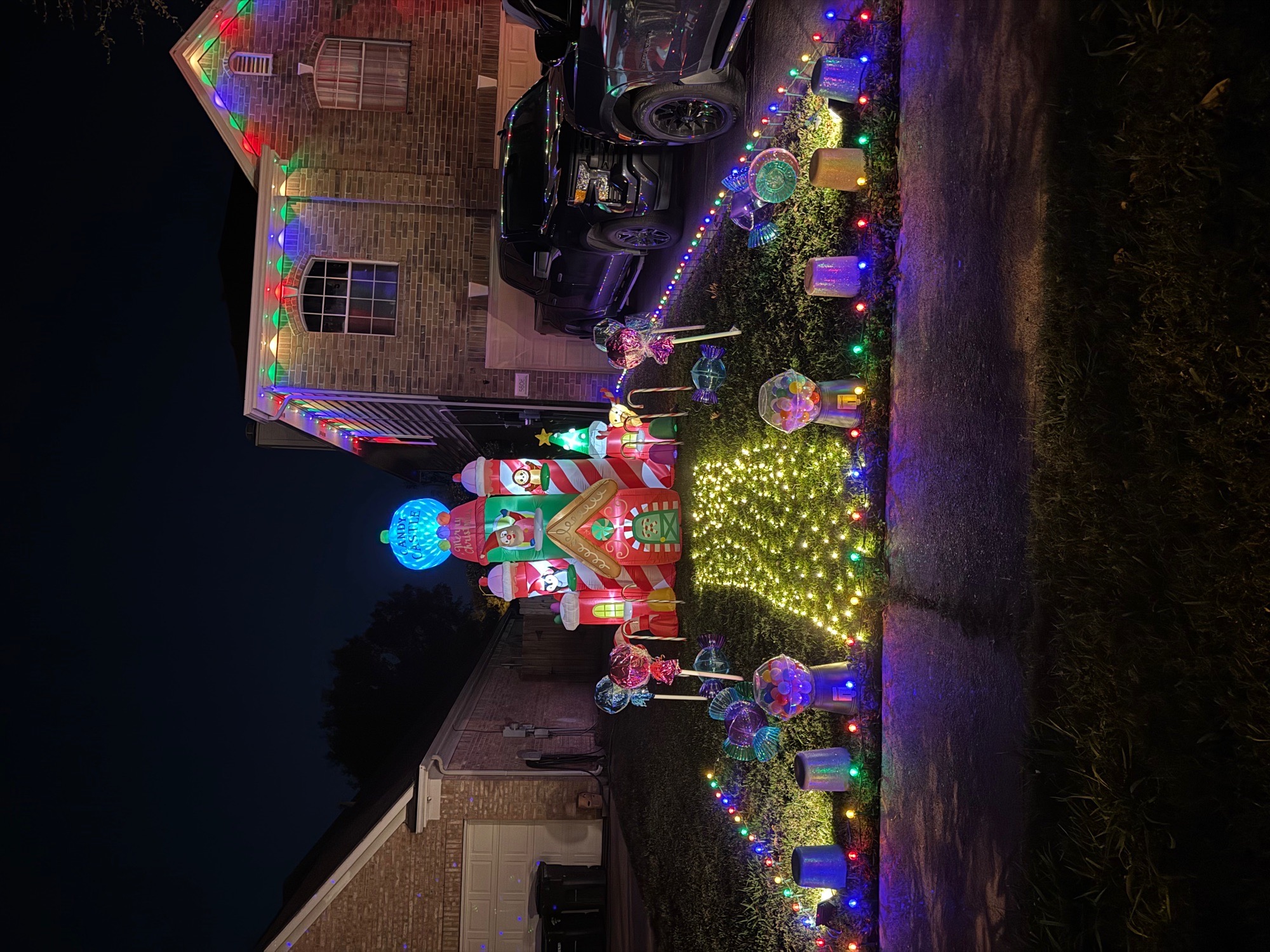 Pizzolato Christmas display, Christmas lights in Katy, TX (photo 2)