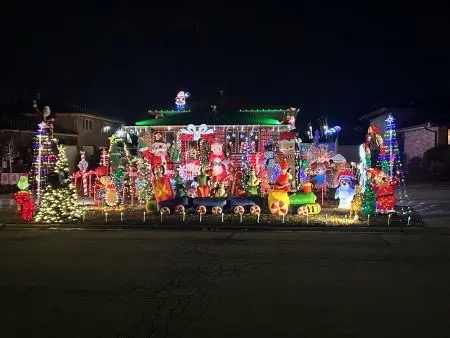Candy Cane Lane, Christmas lights in Crestwood, IL (photo 1)