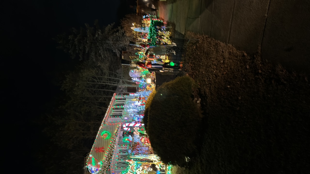 Aston Surprise, Christmas lights in Aston, PA (photo 3)