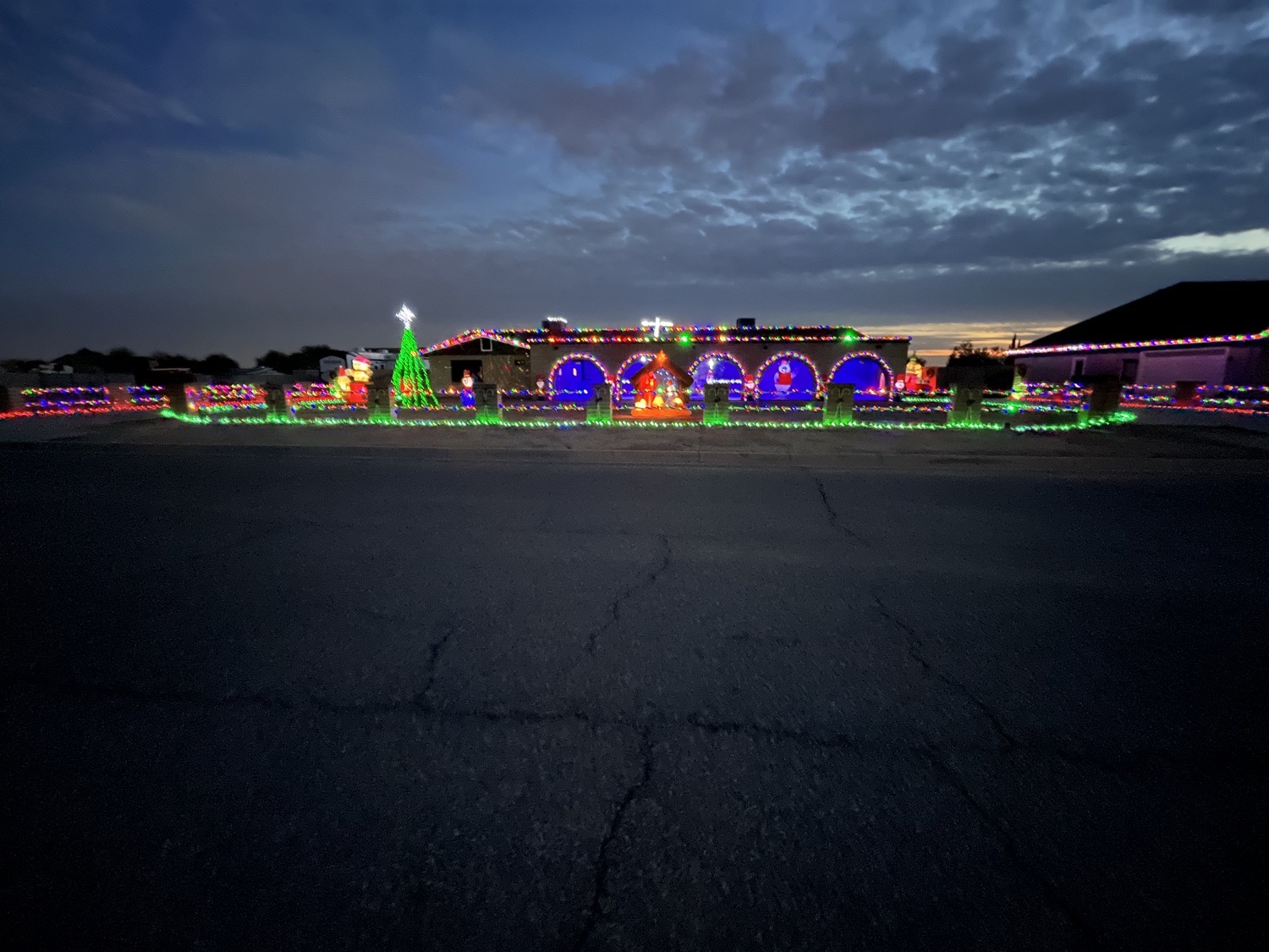 The Gloria Ranch, Christmas lights in Peoria, AZ (photo 1)