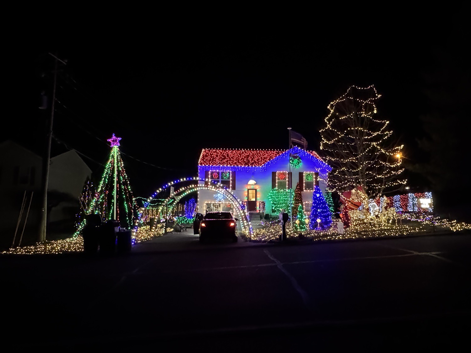 Lights In Willowbend, Christmas lights in Burlington, KY (photo 1)