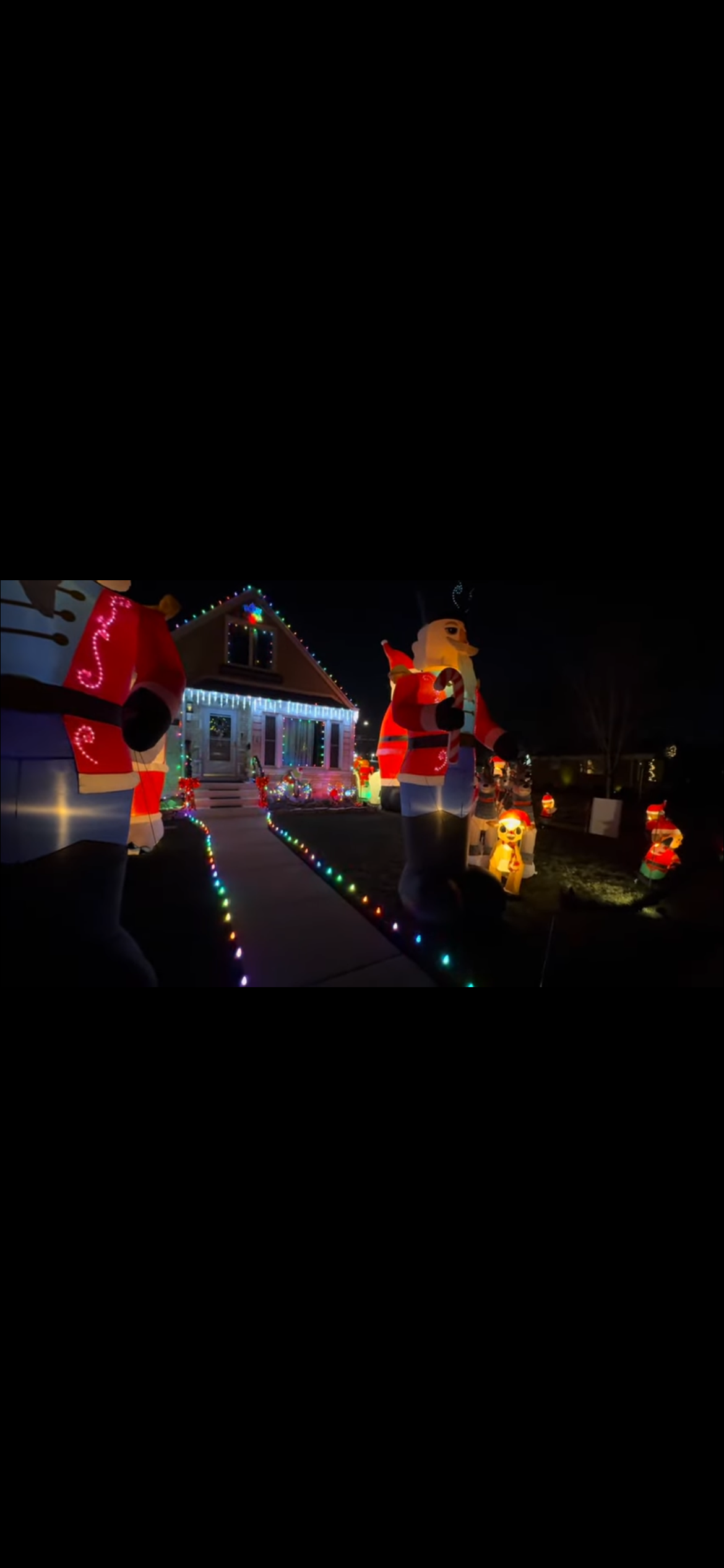Foushi's Colassal Christmas Inflatables, Christmas lights in LaGrange Park, IL (photo 1)