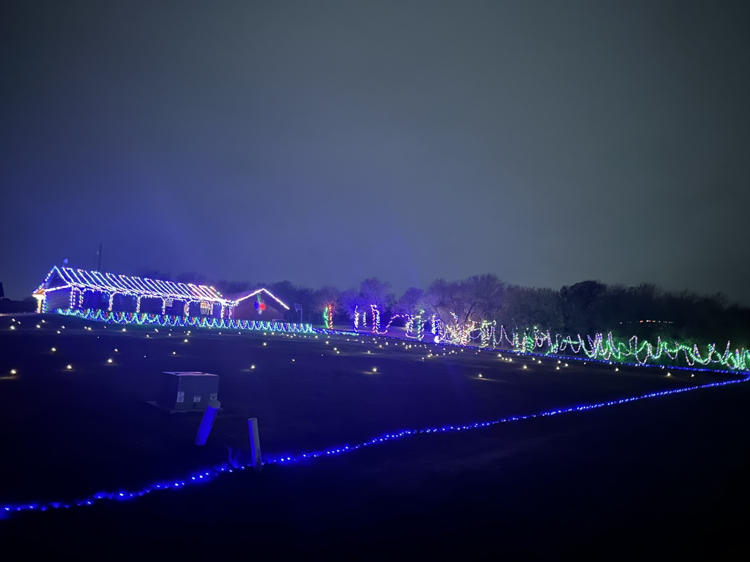 Meandering Way, Christmas lights in Corsicana, TX (photo 1)