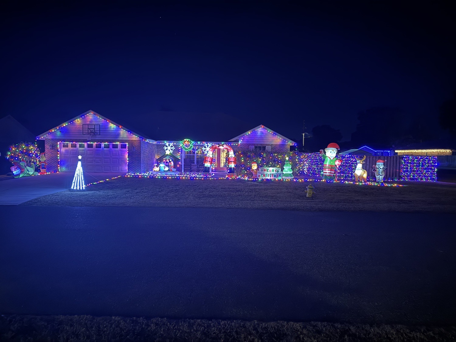 Jones’s Christmas, Christmas lights in Newberry, FL (photo 1)