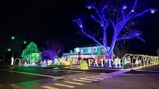 Faith House, Christmas lights in Naperville, IL (photo 1)