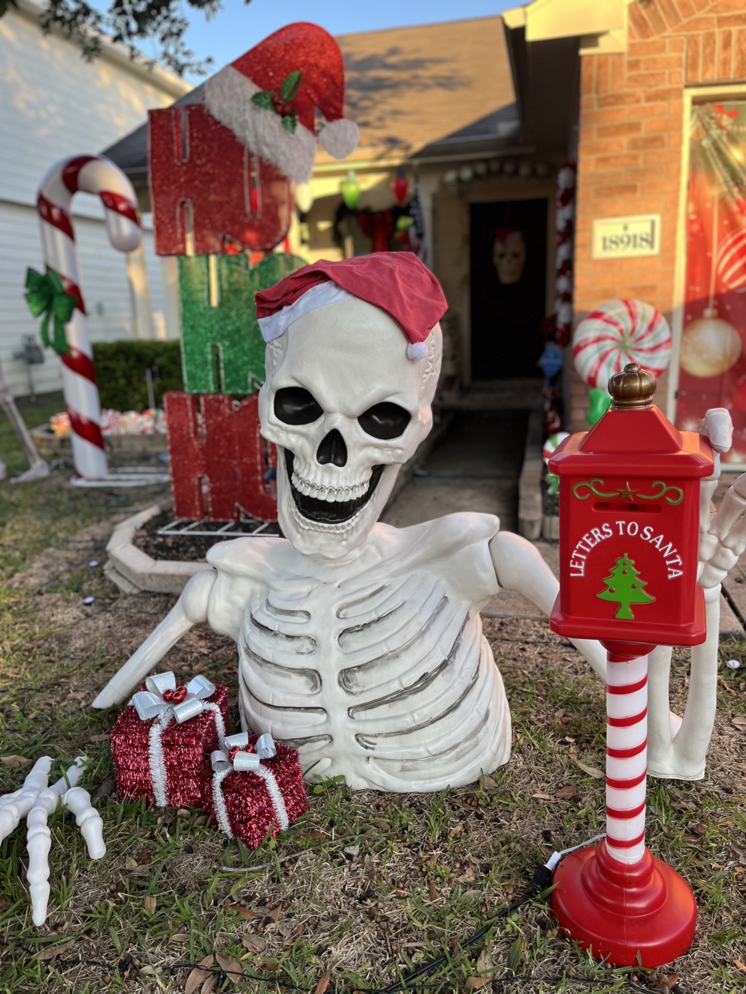 Christmas threw up in our small yard! ❤️, Christmas lights in Tomball, TX (photo 5)