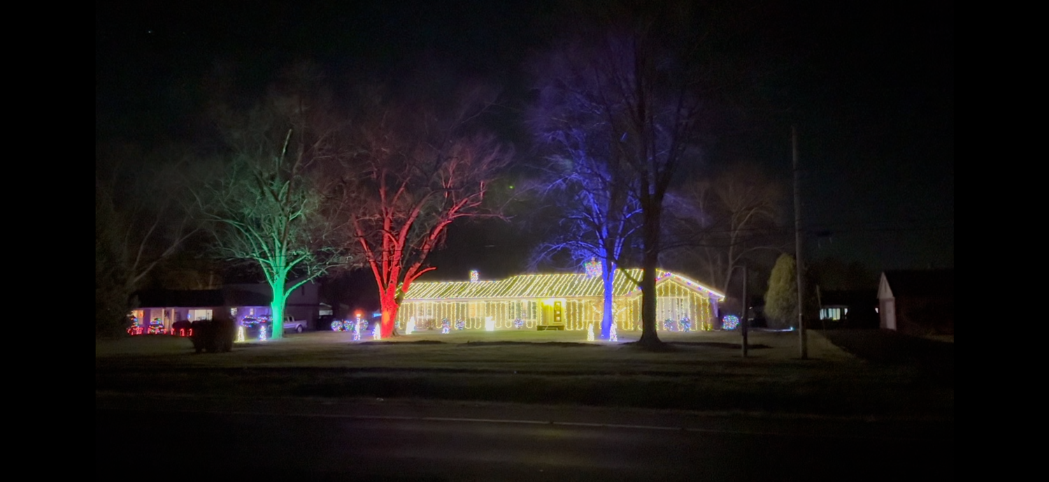 I 65, Christmas lights in Ottawa, OH (photo 1)