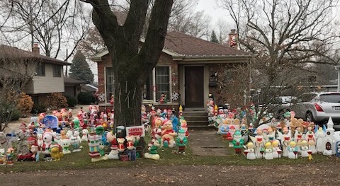 Christmas Old And New, Christmas lights in Worth, IL (photo 1)