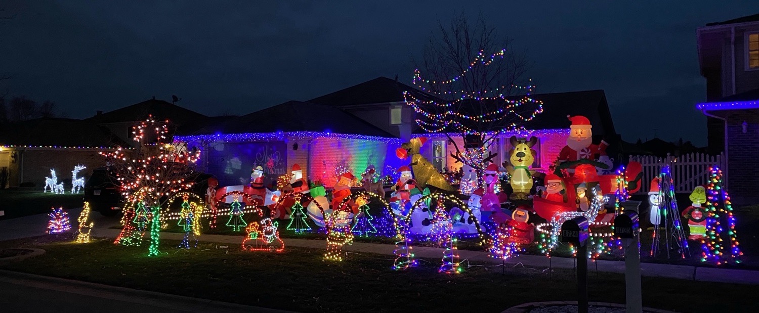 Jimmy’s Blowups, Christmas lights in Tinley Park, IL (photo 1)