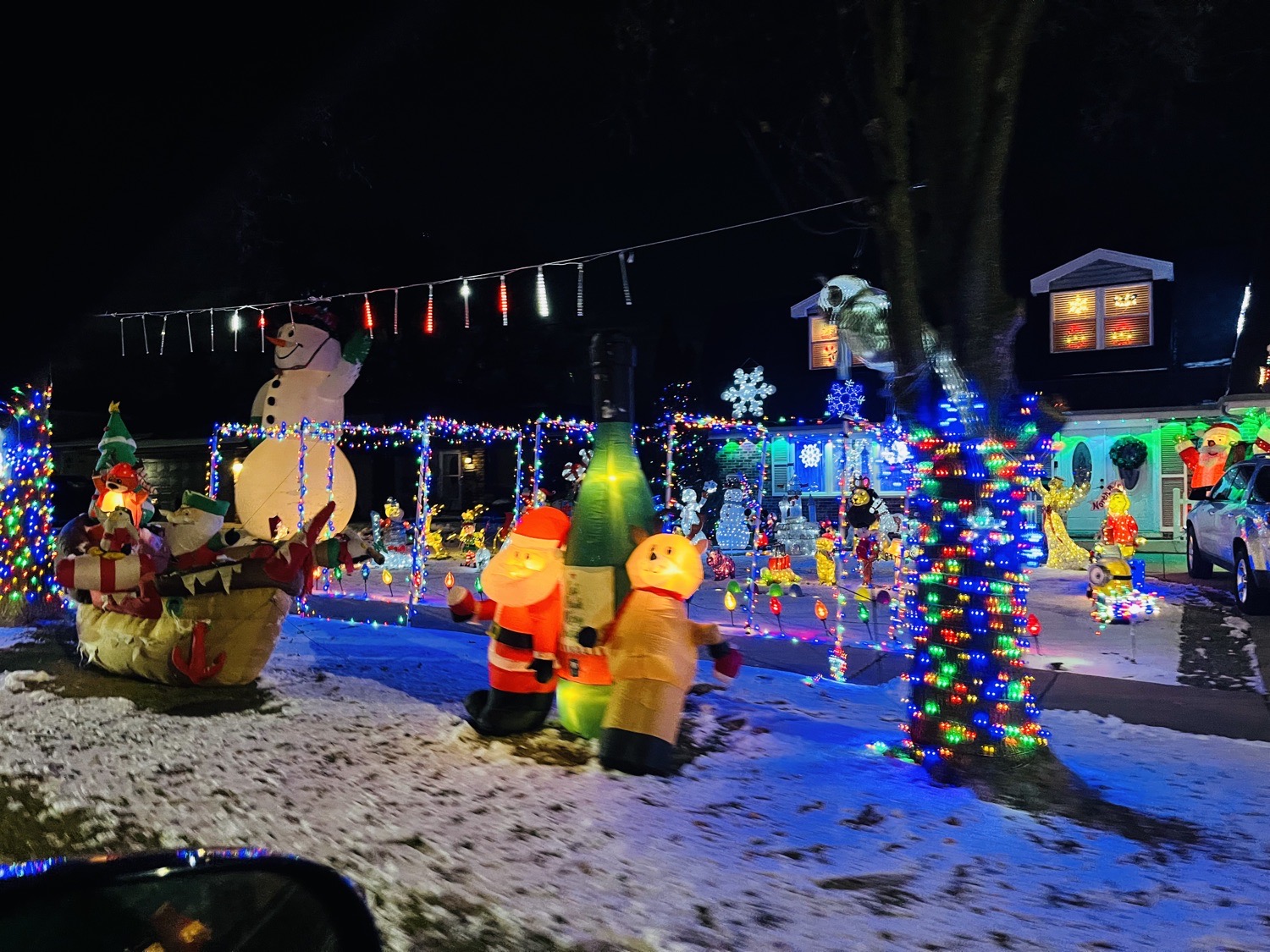 Christmas Mania, Christmas lights in Orland Park, IL (photo 1)