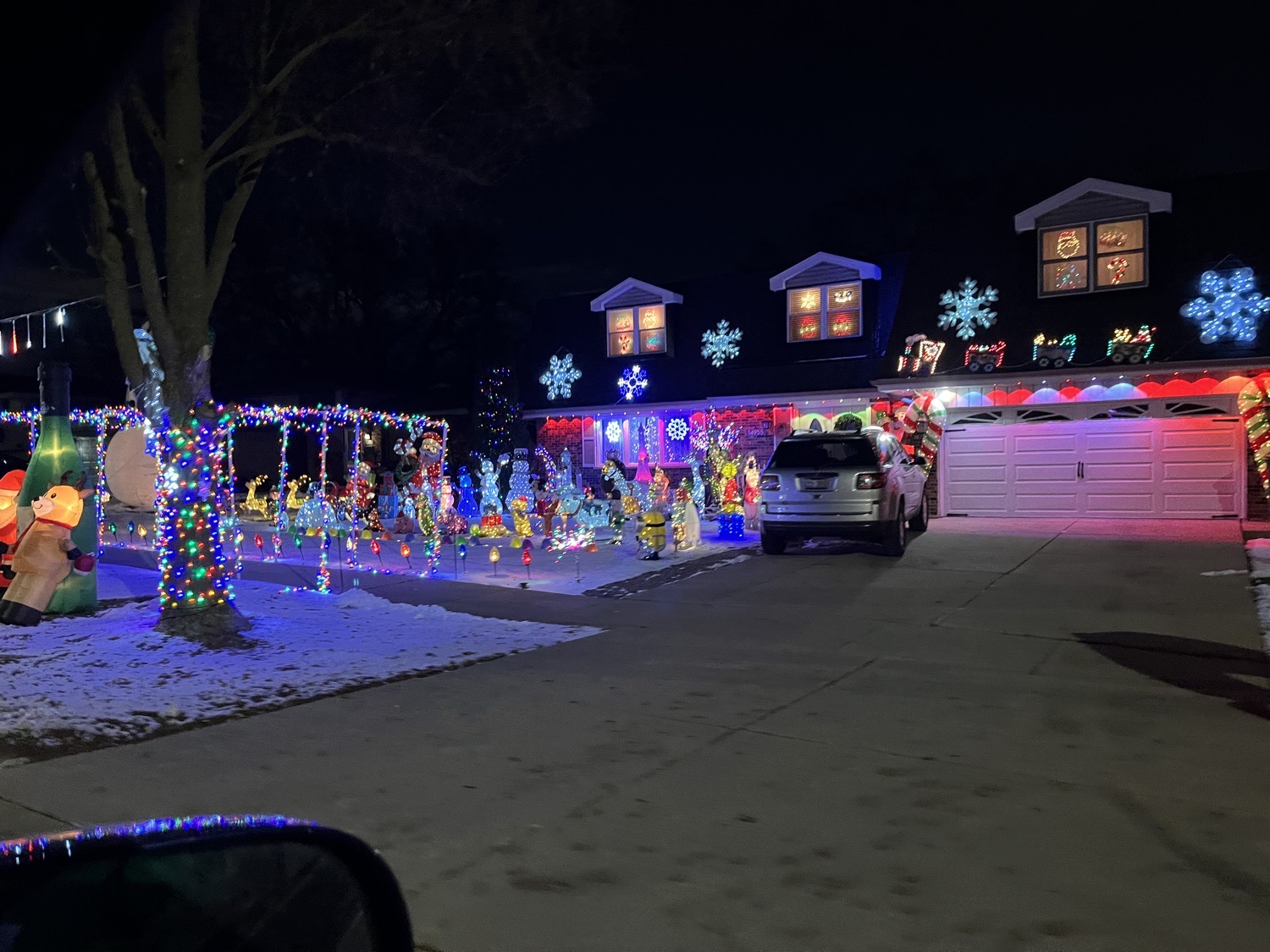 Christmas Mania, Christmas lights in Orland Park, IL (photo 3)