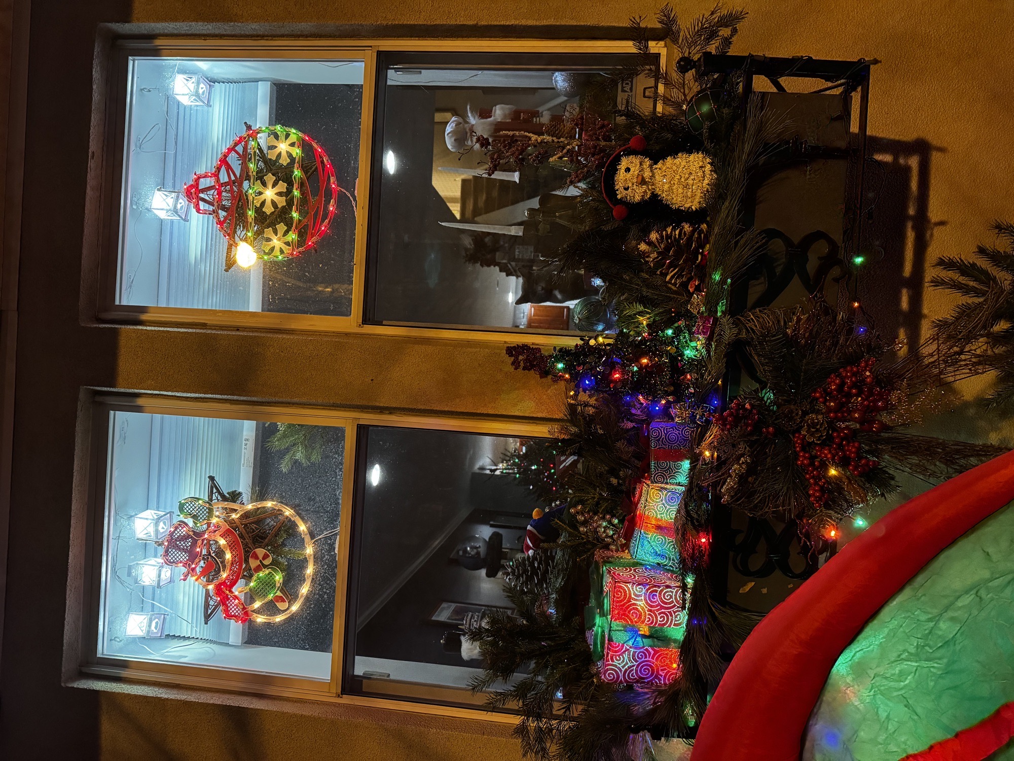 Christmas at the dragon house., Christmas lights in Philadelphia, PA (photo 2)