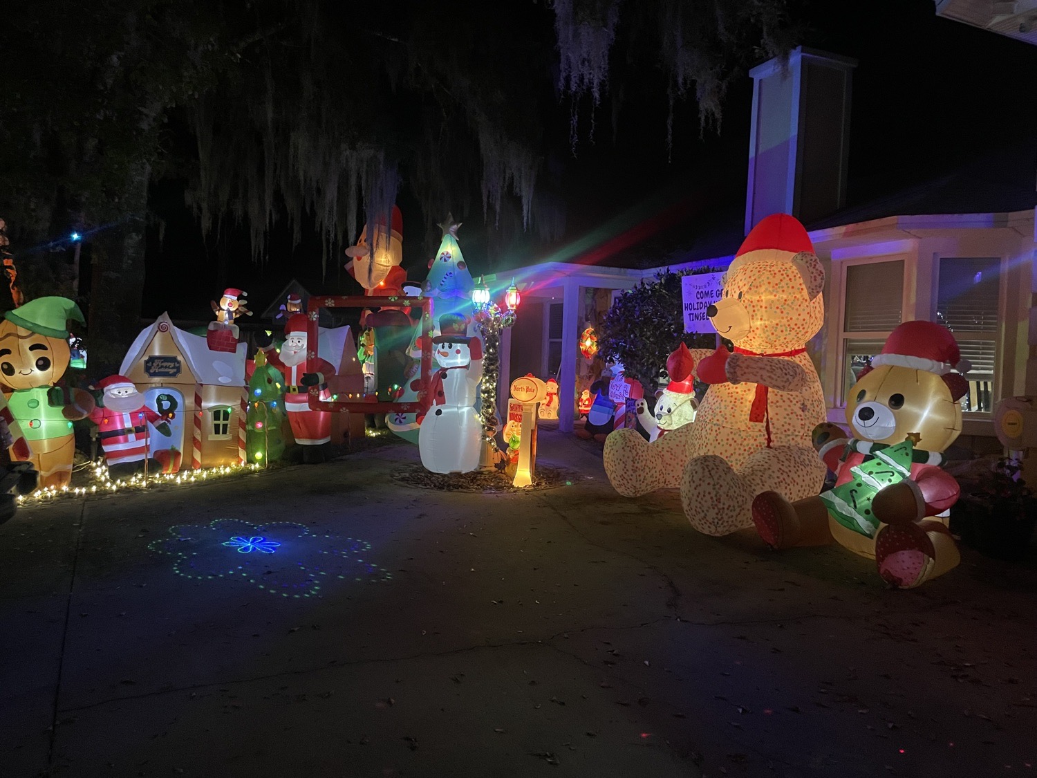 VNS Fort Peyton Circle, Christmas lights in Saint Augustine, FL (photo 2)
