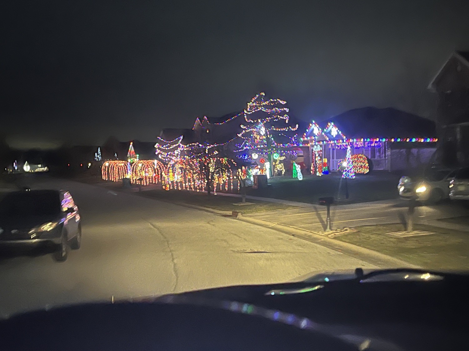 Rainbolt’s Wonderland, Christmas lights in Valparaiso, IN (photo 1)