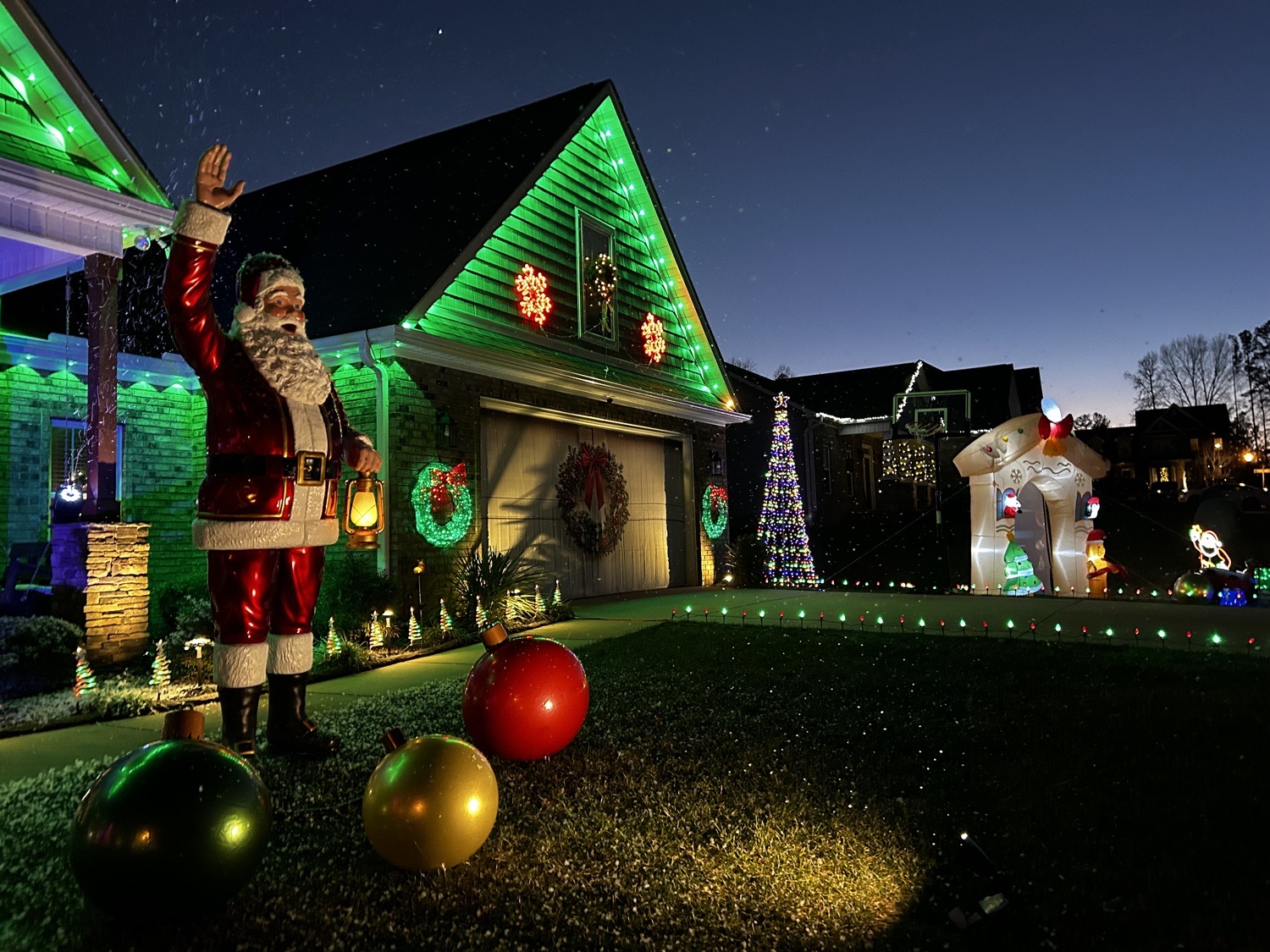 A China Grove Christmas, Christmas lights in China Grove, NC (photo 1)