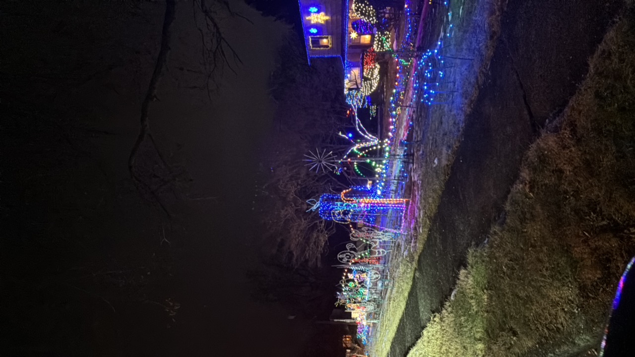 Awesome Ursinus Adjacent display, Christmas lights in Collegeville, PA (photo 3)