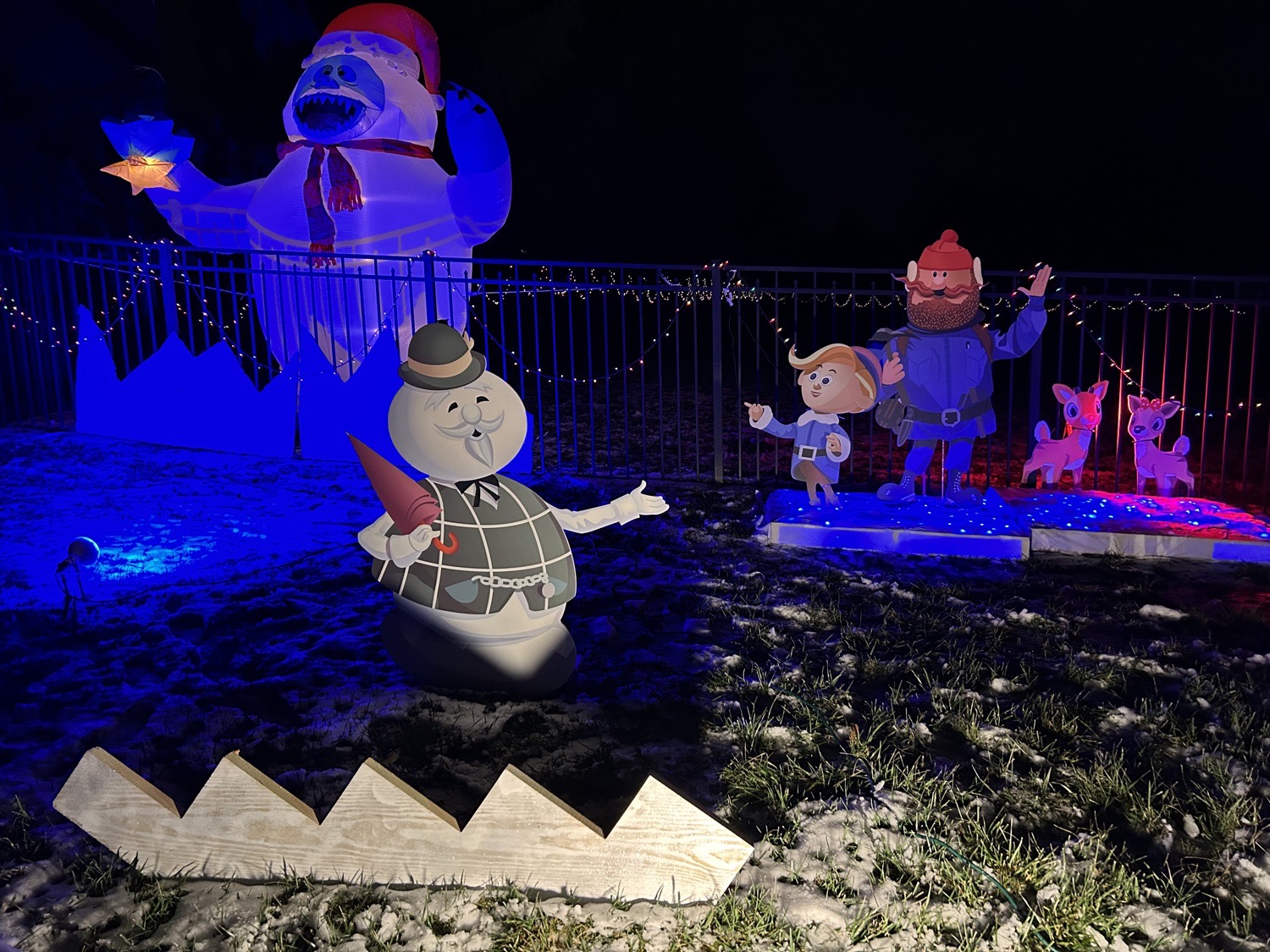 Christmas Classics, Christmas lights in Phoenixville, PA (photo 3)