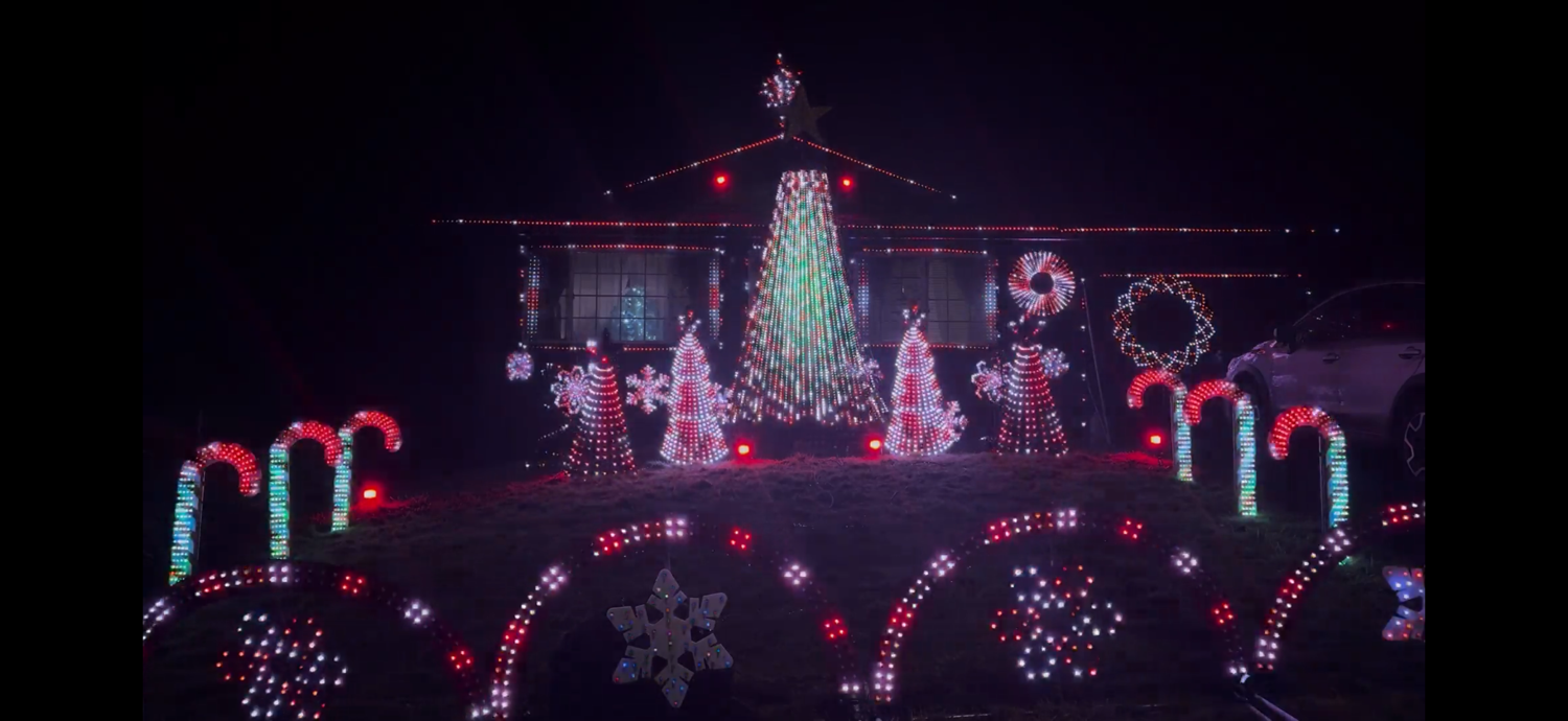 Lights On Fremont, Christmas lights in Selah, WA (photo 2)