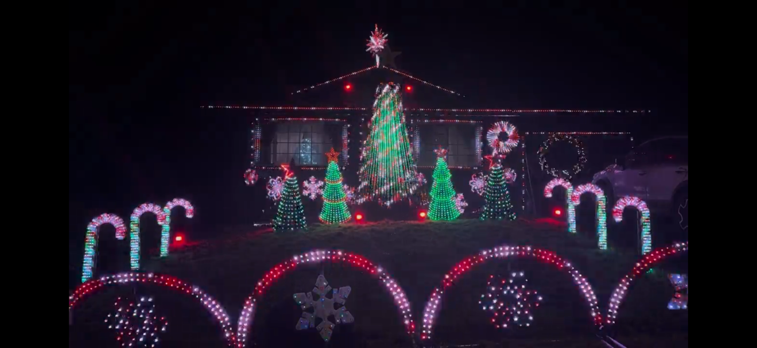 Lights On Fremont, Christmas lights in Selah, WA (photo 3)